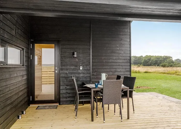 An Awesome In With 4 Bedrooms And Wifi * Storvorde