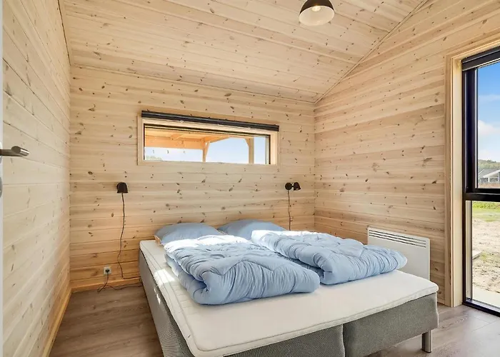 Semesterbostad An Awesome In With 4 Bedrooms And Wifi Storvorde